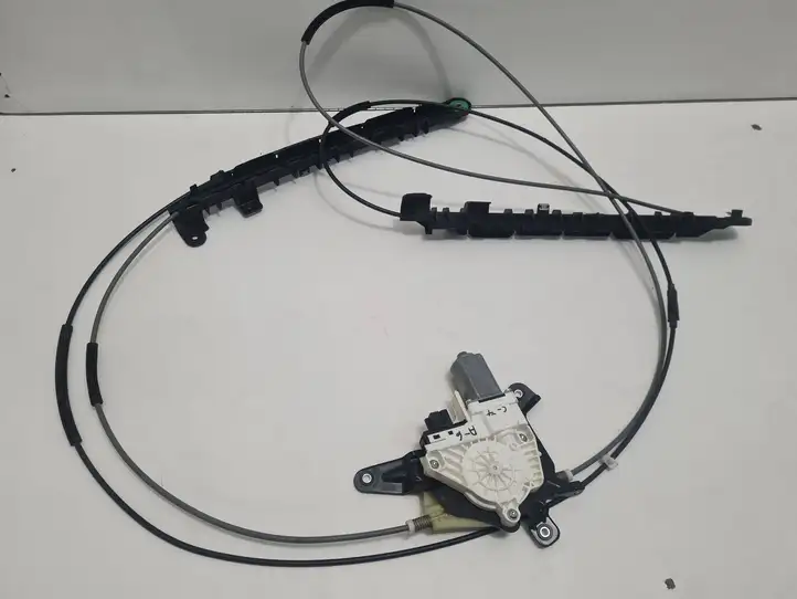 Audi A6 (2014 - 2018)  LH933811103  Механизм жалюзи багажника (шторки)