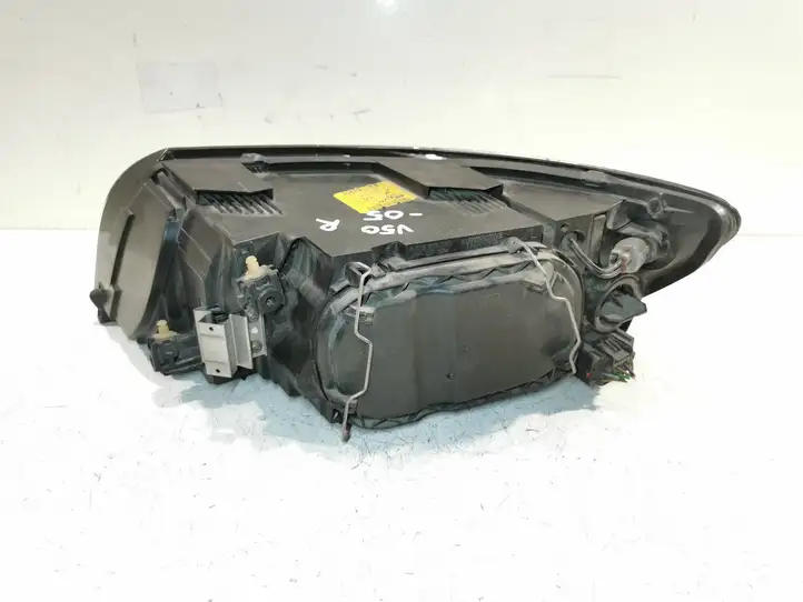 Volvo V50 (2004 - 2008) 30698886 Передняя фара — фото 2