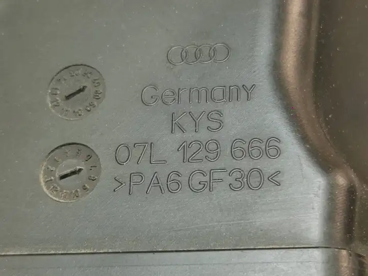 Audi A6 S6 C6 4F (2008 - 2011) 07L129666 Детали воздухозаборника — фото 3