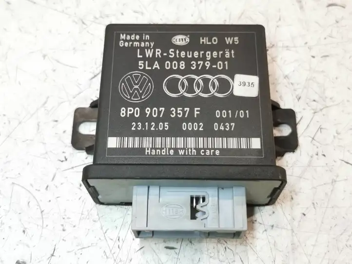 Audi A4 S4 B7 8E 8H (2004 - 2009) 8P0907357F Блок управления светом — фото 1