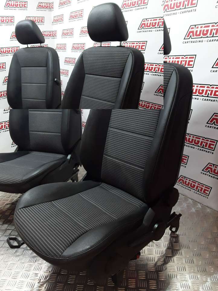 Mercedes-Benz A W169 (2004 - 2012)  A1698200104 Комплект салона