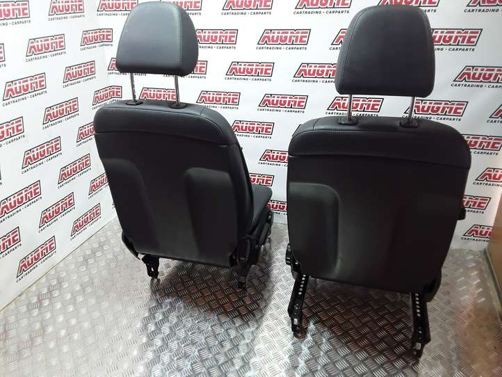 Mercedes-Benz A W169 (2004 - 2012)  A1698200104 Комплект салона