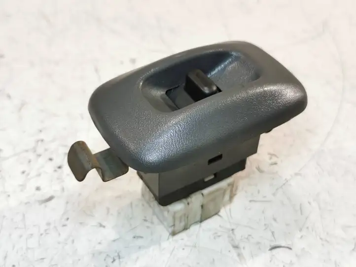 Nissan Navara D22 (1997 - 2004) Кнопка стеклоподъемников — фото 2