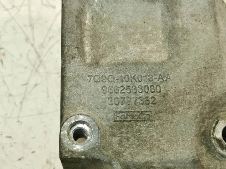 Ford Mondeo MK IV (2007 - 2014) 7G9Q10K018AA Кронштейн генератора — фото 3