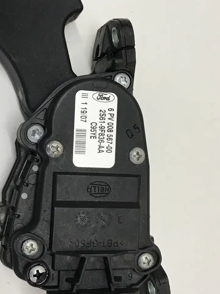 Ford Fusion (2006 - 2012) 2S619F836AA Педаль акселератора — фото 6