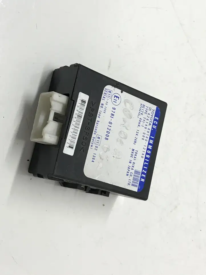 Toyota Corolla Verso E121 (2001 - 2004) 8978012140 Блок иммобилайзера — фото 2