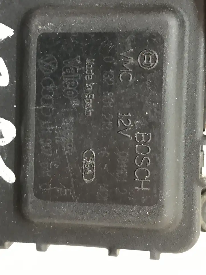 Audi A3/S3 8L (2000 - 2003) 0132801213 Двигатель задвижки потока воздуха — фото 5