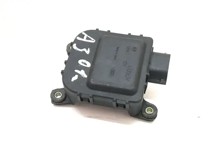Audi A3/S3 8L (2000 - 2003) 0132801209 Двигатель задвижки потока воздуха — фото 3