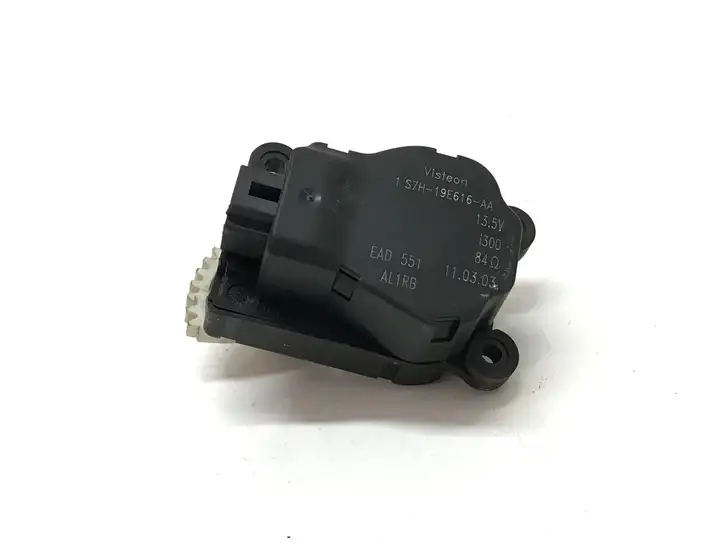 Ford Mondeo Mk III (2000 - 2007) 1S7H19E616AA Двигатель задвижки потока воздуха — фото 2
