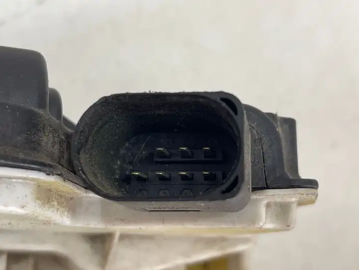 Seat Ibiza IV (6J,6P) (2008 - 2017) 5N1837015A Замок ручки двери — фото 3