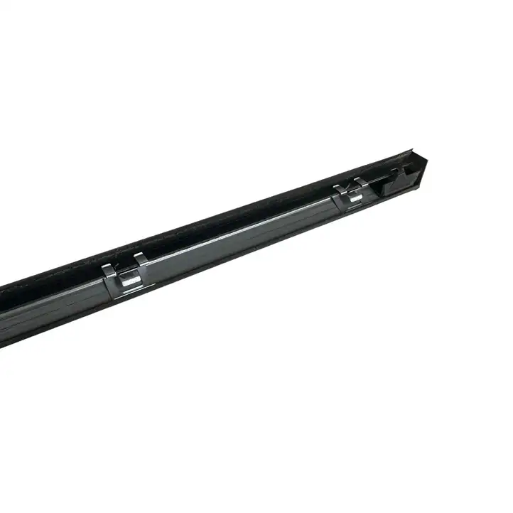 Dodge Grand Caravan (2007 - 2020) 5020975AB Облицовка заднего бокового стекла — фото 5