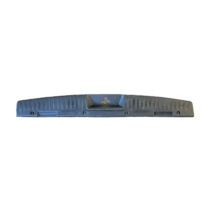 Dodge Grand Caravan (2007 - 2020) P0ZR38DX9AD Отделка порога багажника — фото 1