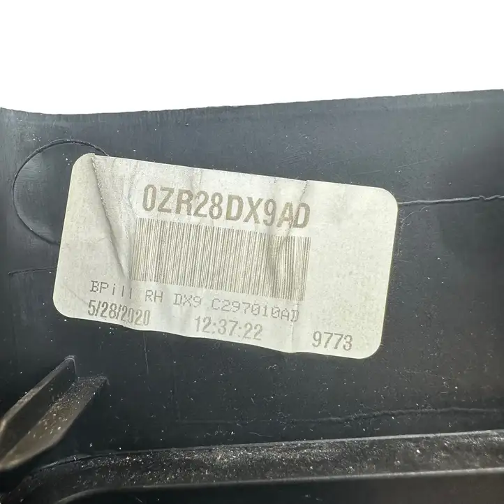 Dodge Grand Caravan (2007 - 2020) 0ZR28DX9AD Нижняя обшивка стойки B — фото 7
