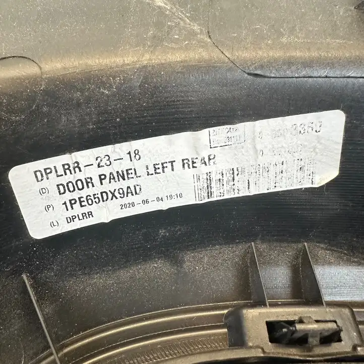 Dodge Grand Caravan (2007 - 2020) 1PE65DX9AD Обшивка раздвижной двери — фото 7