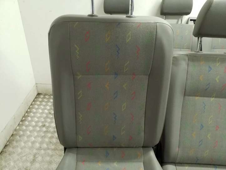 Volkswagen Transporter-Caravelle (2003 - 2009)   Комплект салона