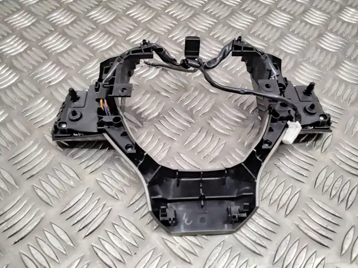 Lexus RX 450H (2015 - 2019) CS1921 Кнопки на рулевом колесе — фото 5