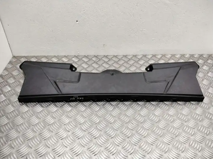 BMW 3 E90 E91 (2005 - 2012) 698749802 Крышка микрофильтра воздуха — фото 1