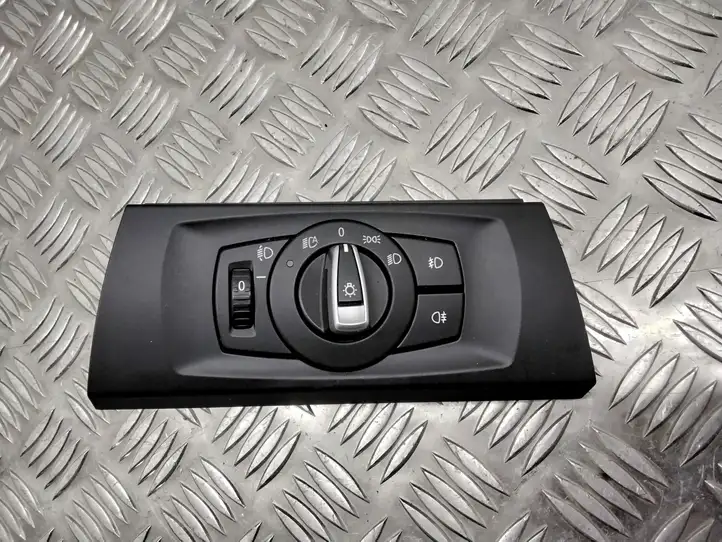 BMW 3 E90 E91 (2005 - 2012) 9169406 Включатель фонарей — фото 1