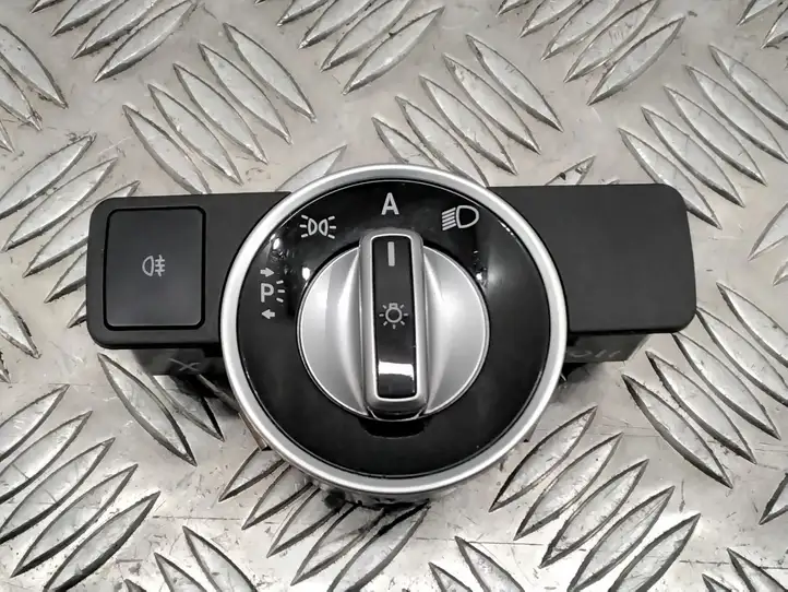 Mercedes-Benz E W212 (2009 - 2016) A2129056800 Включатель фонарей — фото 1