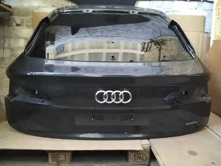 Audi Q5 SQ5 (2017 - ) Крышка багажника — фото 3