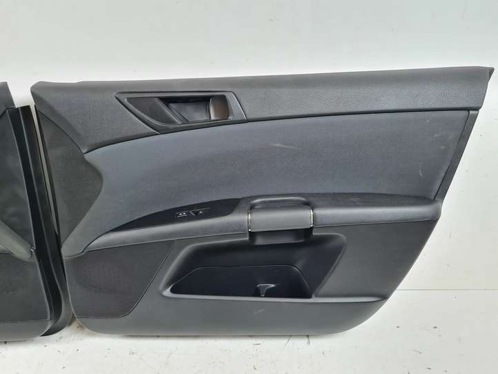 Suzuki Kizashi (2009 - 2015)  8307757L20 Комплект отделки дверей