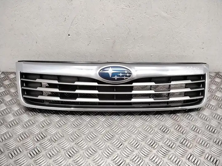 Subaru Forester SH (2008 - 2013) Верхняя решетка радиатора — фото 1