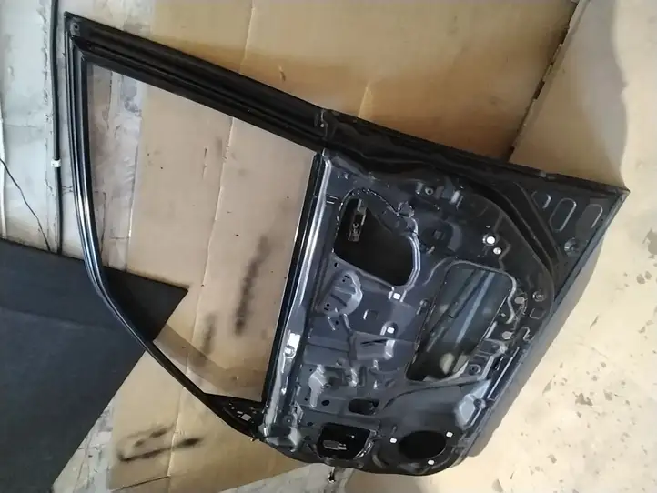 Subaru Forester SH (2008 - 2013) Дверь — фото 6