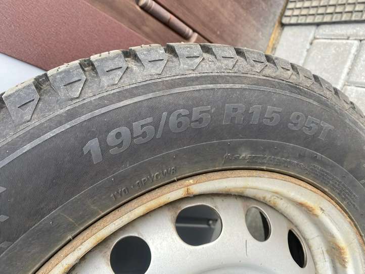 Citroen Berlingo (2012 - 2015)  19565R15 Зимняя покрышка (покрышки) сR 15
