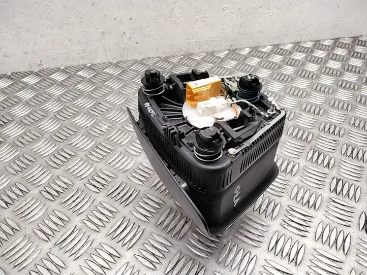 Volvo V70 (2013 - 2016) P31418061 Подушка безопасности руля — фото 4