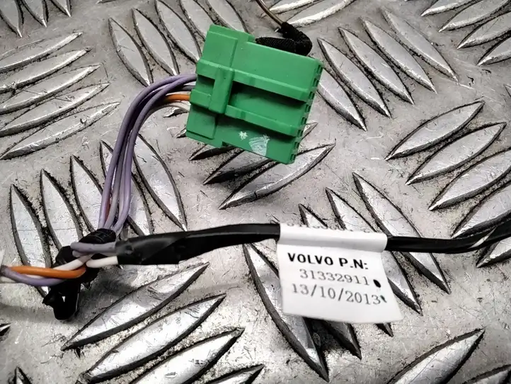 Volvo V70 (2013 - 2016) 31332911 Прочая электропроводка — фото 3
