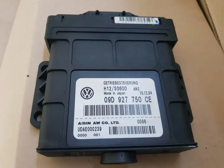 Volkswagen Touareg I (2002 - 2010) 09D927750CE Модуль комфорта — фото 2