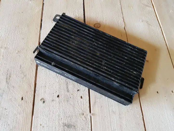 Jeep Grand Cherokee (WJ) (1998 - 2004) 56038407AD Усилитель звука — фото 3