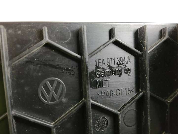 Volkswagen ID.3 (2019 - )  1EA971394A Кронштейн переднего подкрыльника
