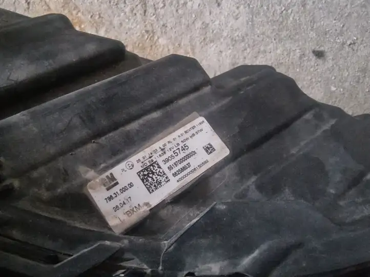 Opel Astra K (2015 - 2020) 39055745 Передняя фара — фото 3