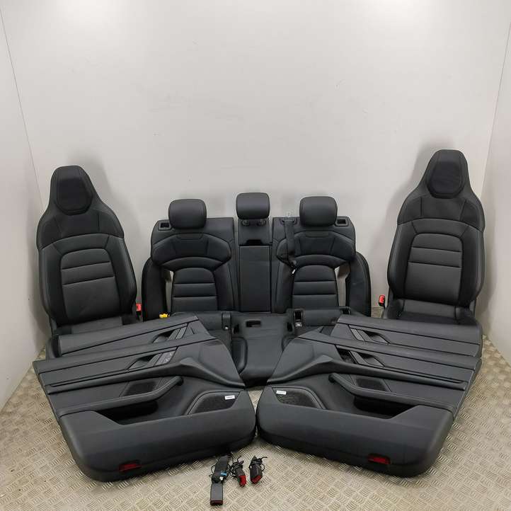 Porsche Taycan 9J1 (2019 - )  9J1885375G Комплект салона