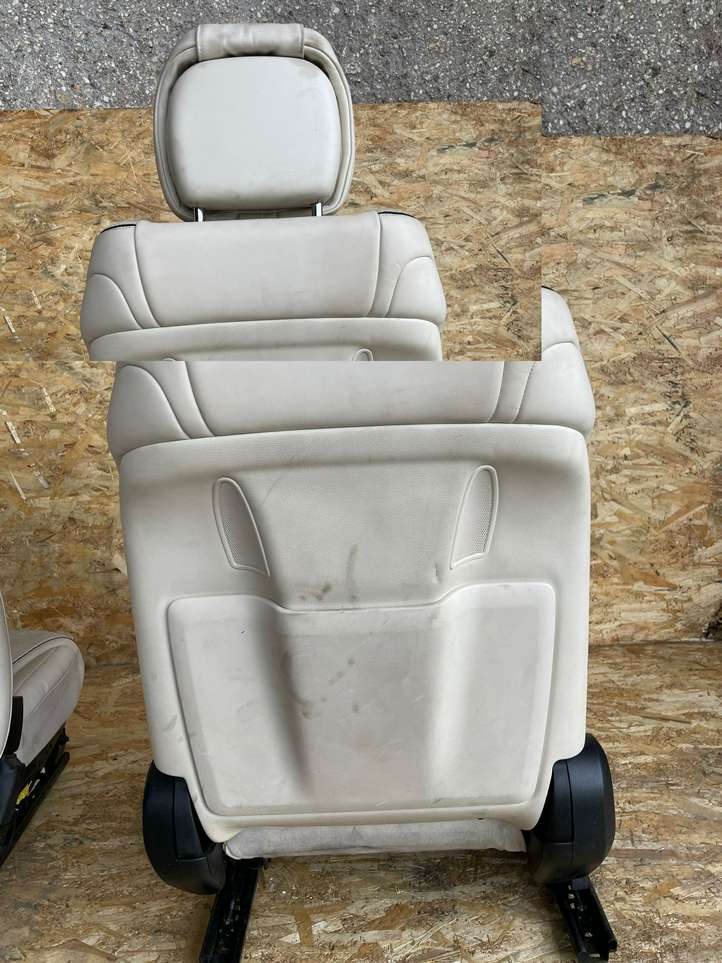 Mercedes-Benz S W222 (2013 - )   Комплект салона
