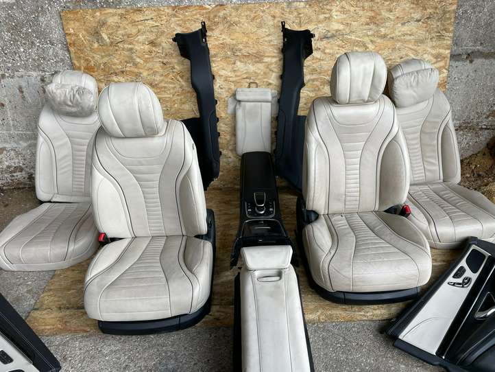Mercedes-Benz S W222 (2013 - )   Комплект салона
