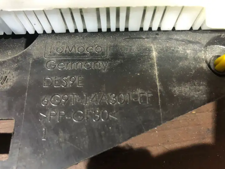 Ford Galaxy (2015 - ) BG9T14A073CM Блок предохранителей (комплект) — фото 3