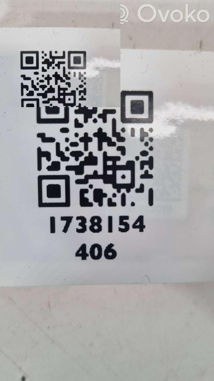 Porsche Taycan 9J1 (2019 - )  9J1915153AA Шланги/трубки для охлаждения аккумулятора гибридного/электромобиля