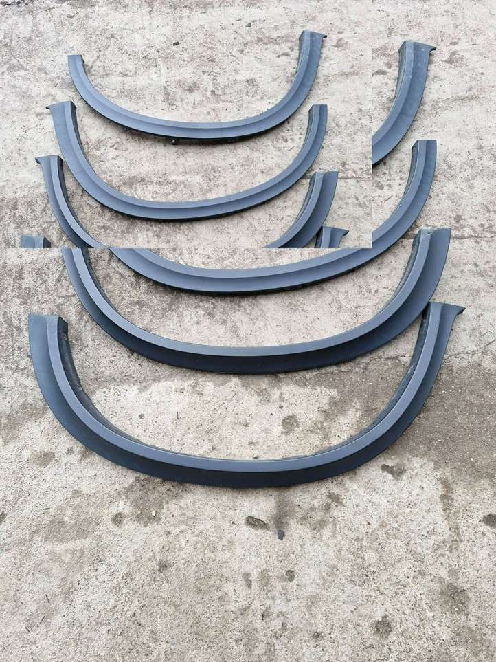 BMW X5 E70 (2006 - 2013)  51777163559 Защитная накладка арки