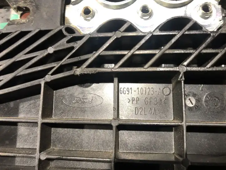 Ford Galaxy (2015 - ) 6G9110723A Площадка аккумулятора — фото 4