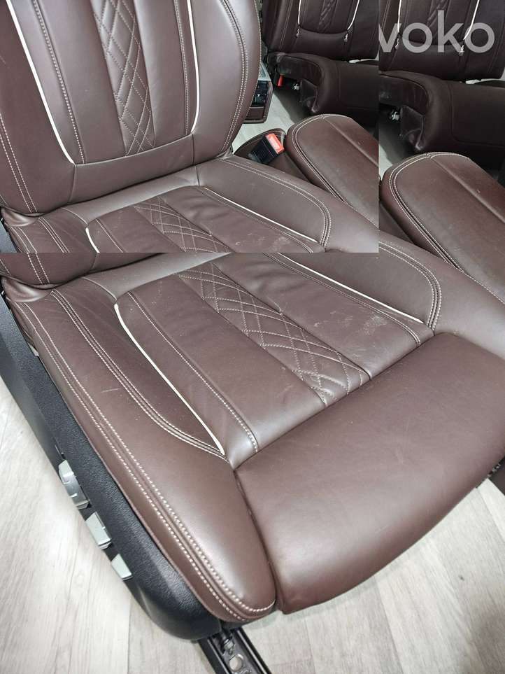 BMW 7 G11 G12 (2015 - 2022)   Комплект салона