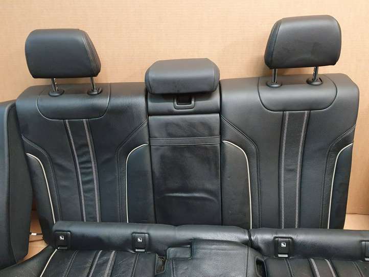 BMW 5 G30 G31 (2016 - )   Комплект салона