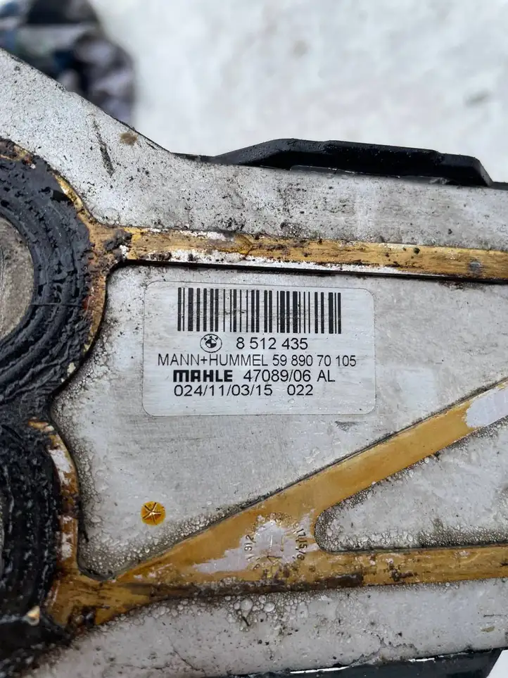 BMW X5 E70 (2006 - 2013) 8512435 Кронштейн масляного фильтра — фото 6