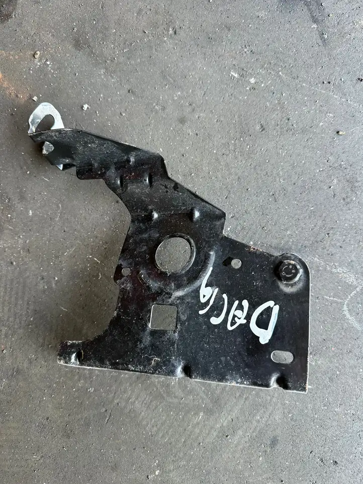 Dacia Lodgy (2012 - 2021) 320934160r Кронштейн блока ABS — фото 2