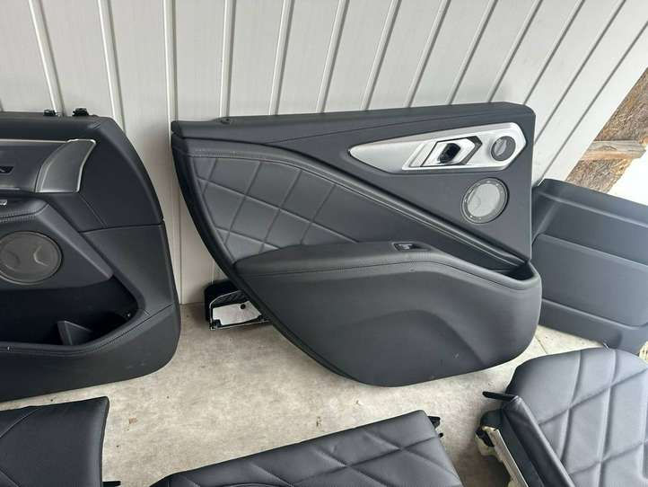 BMW XM (2022 - )   Комплект салона