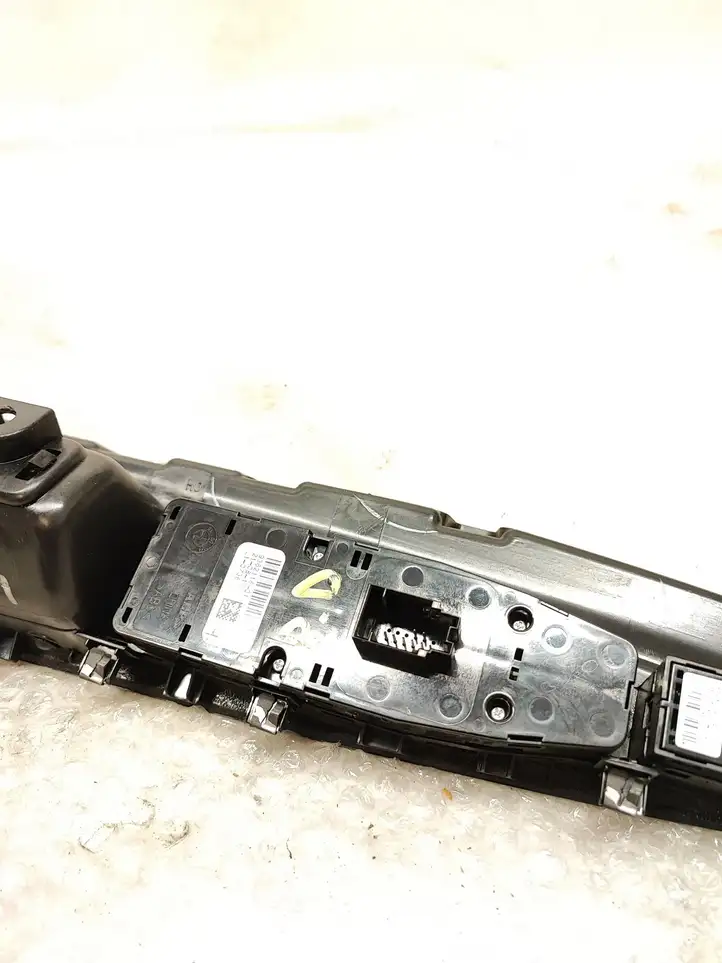 BMW X5 F15 (2013 - 2017) 7317718 Блок кнопок стеклоподъемников — фото 8