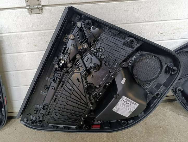 Audi A3/S3 8Y (2020 - )  8Y0867117A Комплект отделки дверей