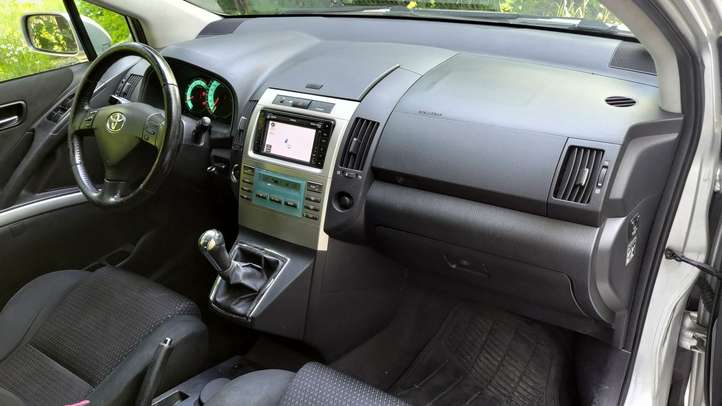 Toyota Corolla Verso AR10 (2004 - 2009)   Комплект отделки дверей