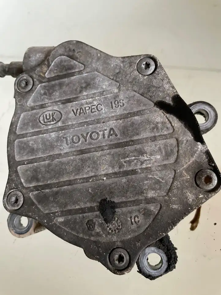 Toyota Corolla Verso E121 (2004 - 2007) VAPEC19S Вакуумный насос — фото 3